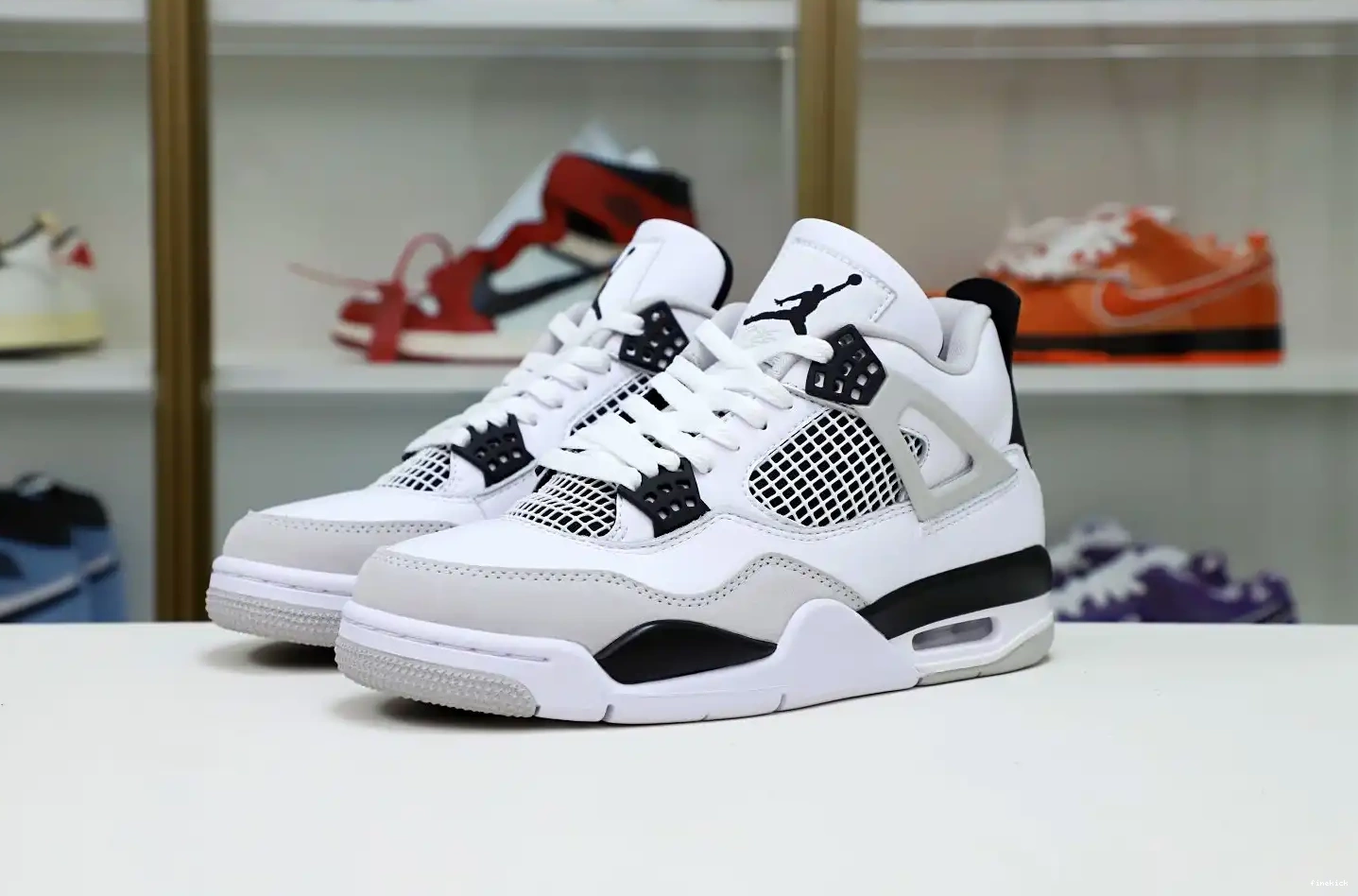 MILITARY JORDAN 4 AIR BLACK 0516
